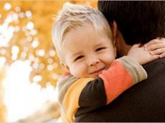 Усыновление десятилетнего ребенка стоит 200 тысяч рублей